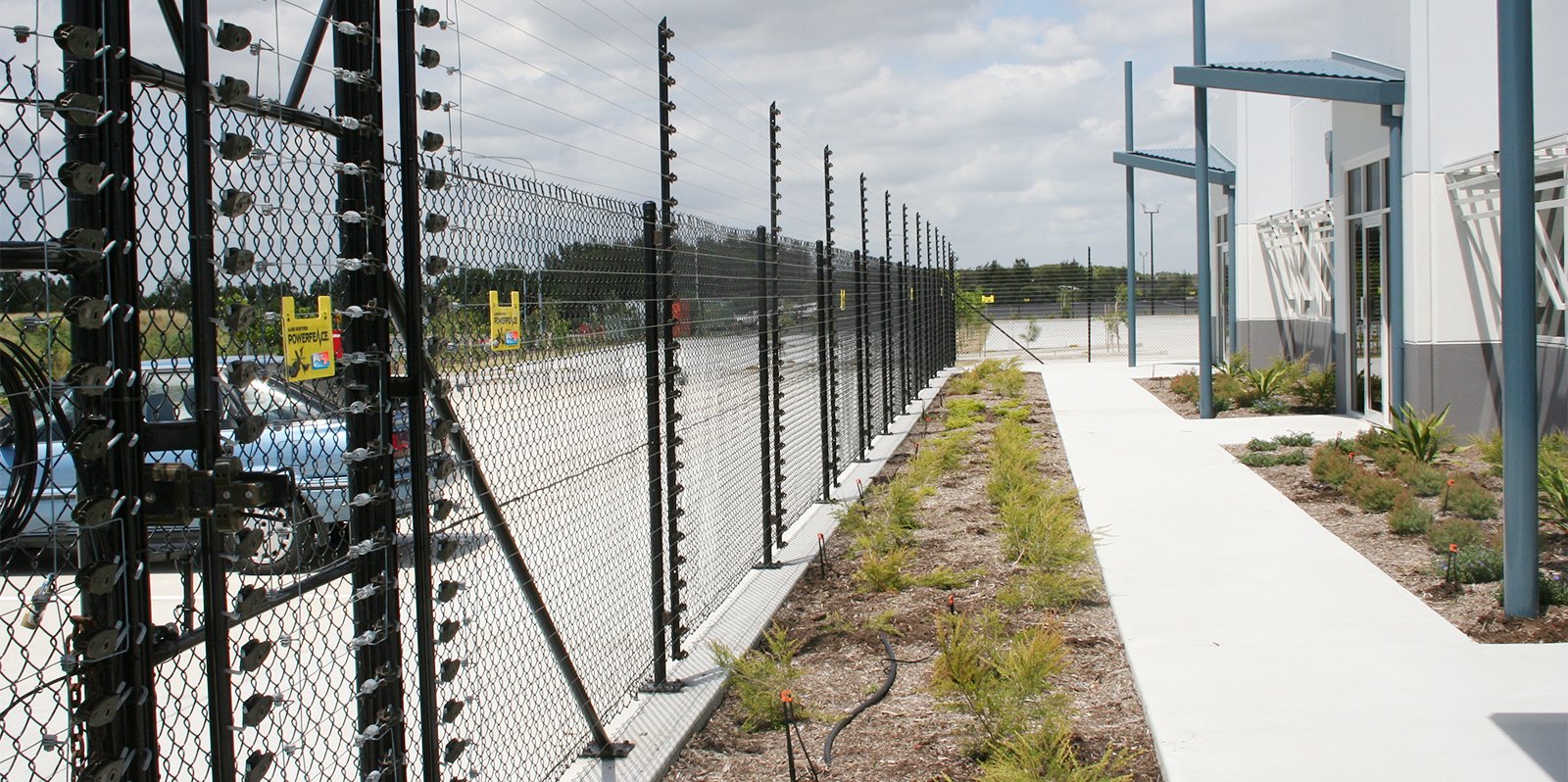 perimeter shock fence